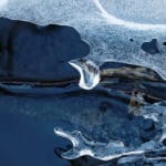ice structures looking like a ship dropping the anchor