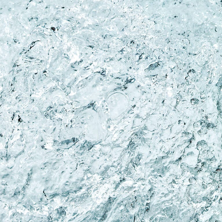structures in water looking like hoof prints